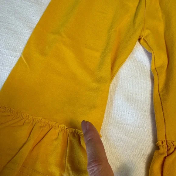 Boutique Label | Sunflower Bell Bottom Set | 3T - Picture 7 of 9